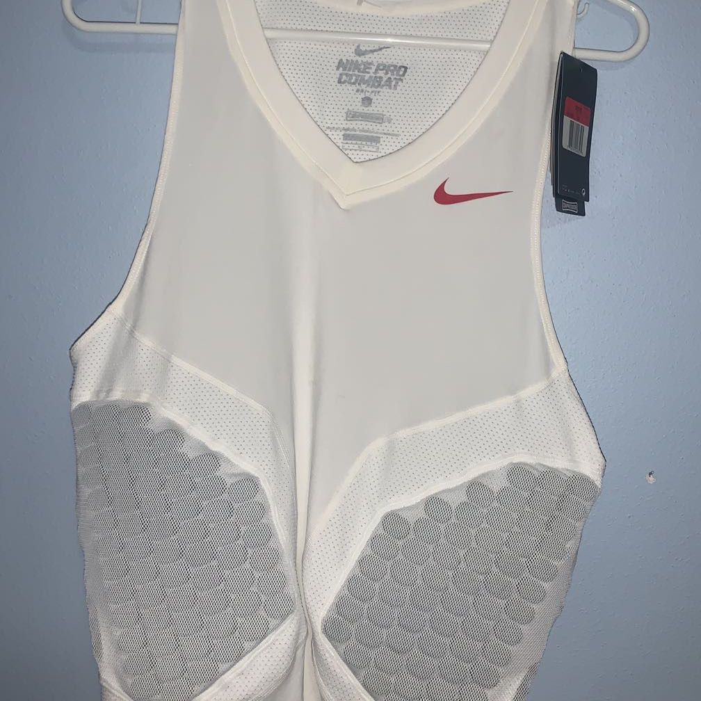 Nike Padded Compression Tank tops. New With Tags for Sale in Lacey, WA -  OfferUp