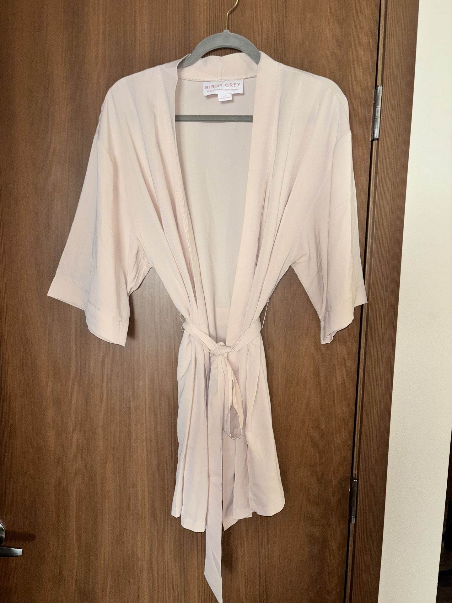 Birdy Grey Robe