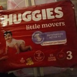 HUGGIES SIZE 3