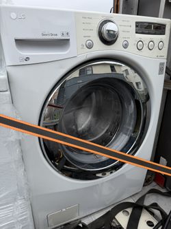 LG White Front Load Washer 4.5 Cu Ft 