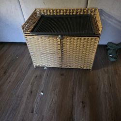 Litter Box Enclosure 
