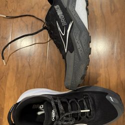 Trail Running Shoes - Brooks - Caldera 