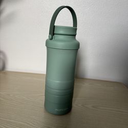 Momcozy Breastmilk Storage 22oz