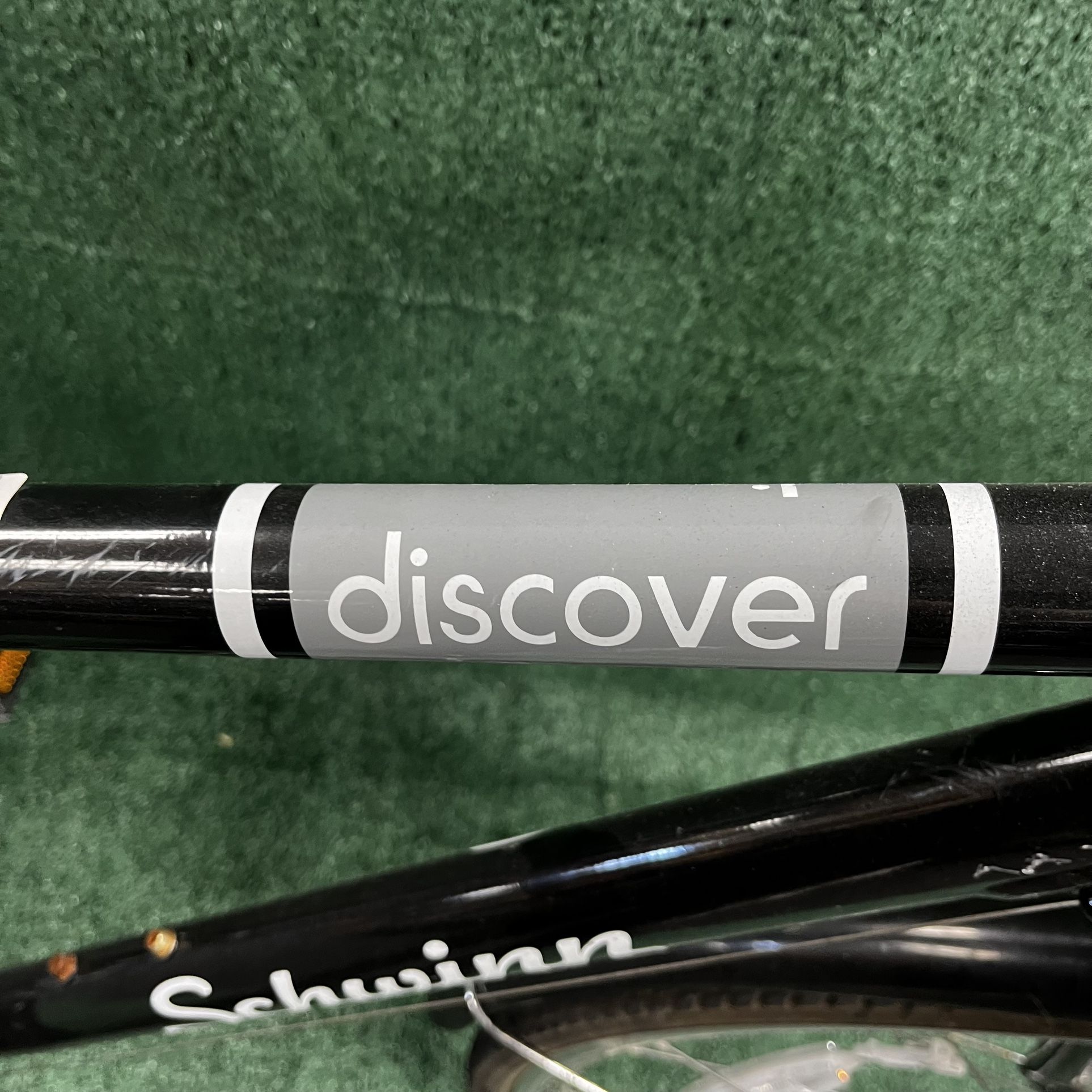 schwinn discover hybrid bicycle for sale 2 Ride in comfort and style with the Discover 2 hybrid bike by Schwinn Cruiser Bike Schwinn Discover Hybrid