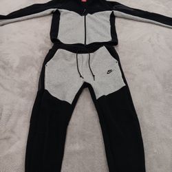 Men's Nike Sportswear Tech Fleece Tracksuit Full Zip Hoodie W/ Matching Joggers