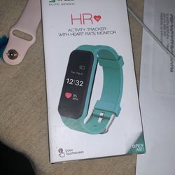 3 Plus HR