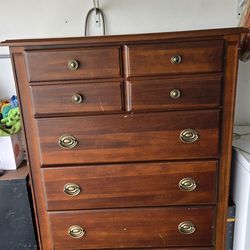 Queen size Bedroom set