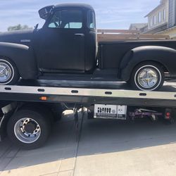 Classic 1953 Chevrolet Pickup Truck