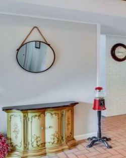 Vintage entry console/table