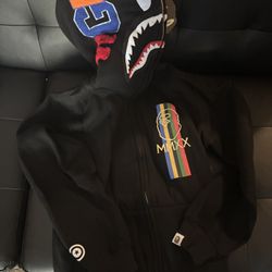 Bape Hoodie Size L
