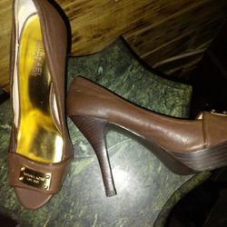 Michael Kors Women's Heals Size 7
