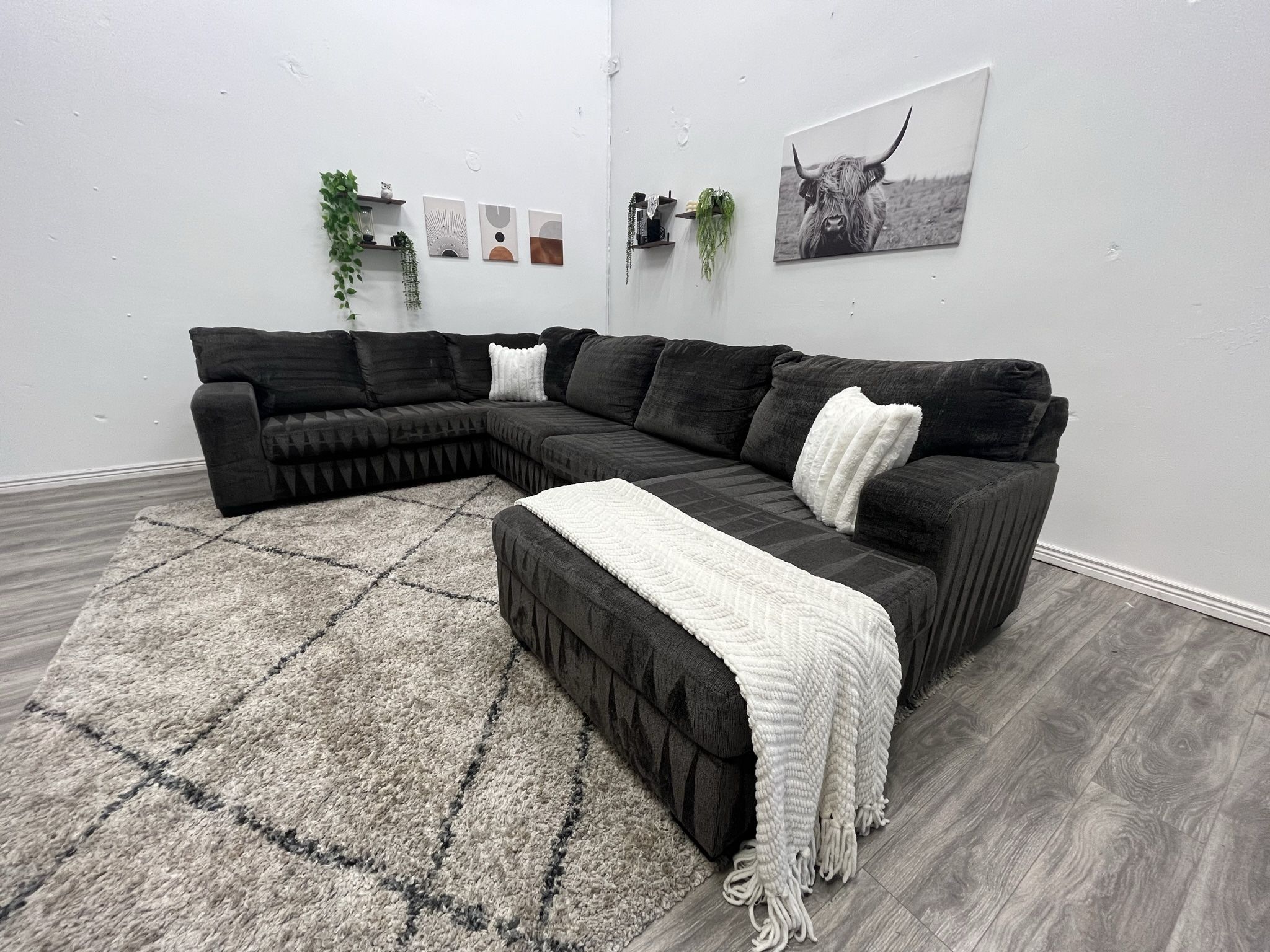 Gray Sectional Couch - Free Delivery 