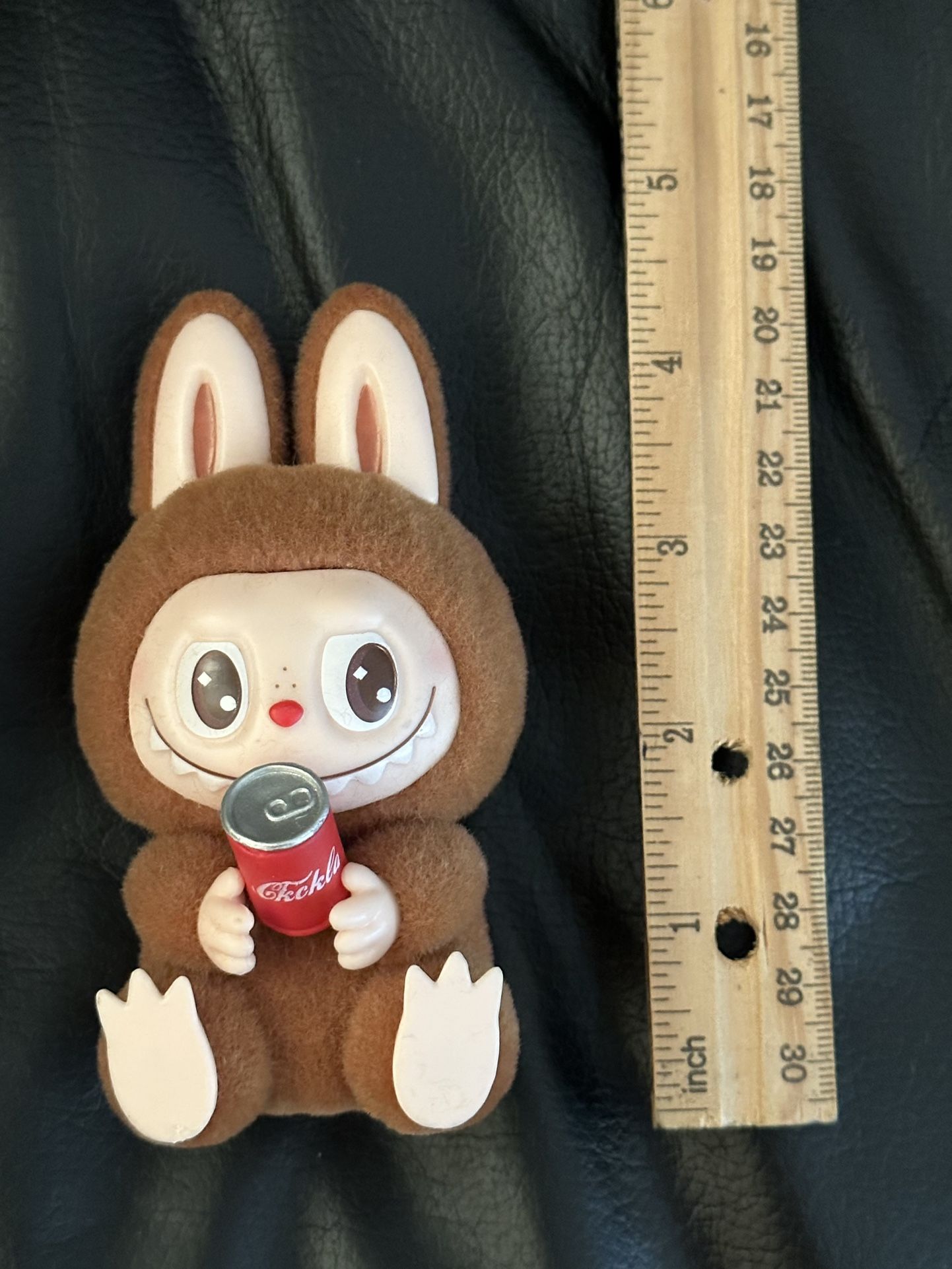 Lububu On Desktop - Medium Size