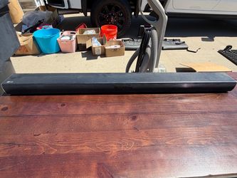 LG Soundbar and subwoofer
