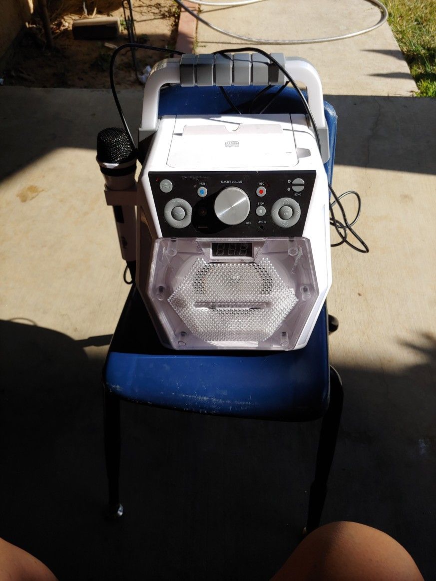Singing Machine