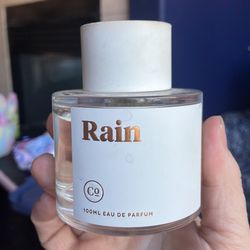 Rain by commodity perfume