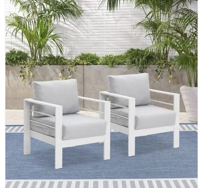 Ergonomic Aluminum Outdoor Lounge Chair with Light Gray Cushion (2 Pack)