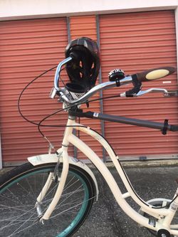 Schwinn Fairhaven Women s Cruiser Bike for Sale in Orlando FL OfferUp