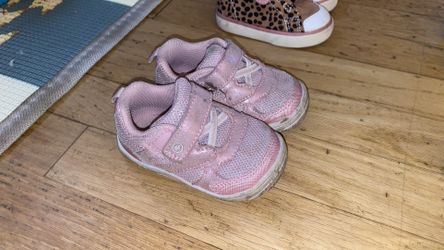 Baby sneakers deals 4c
