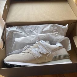 NEW NewBalance women’s 6.5