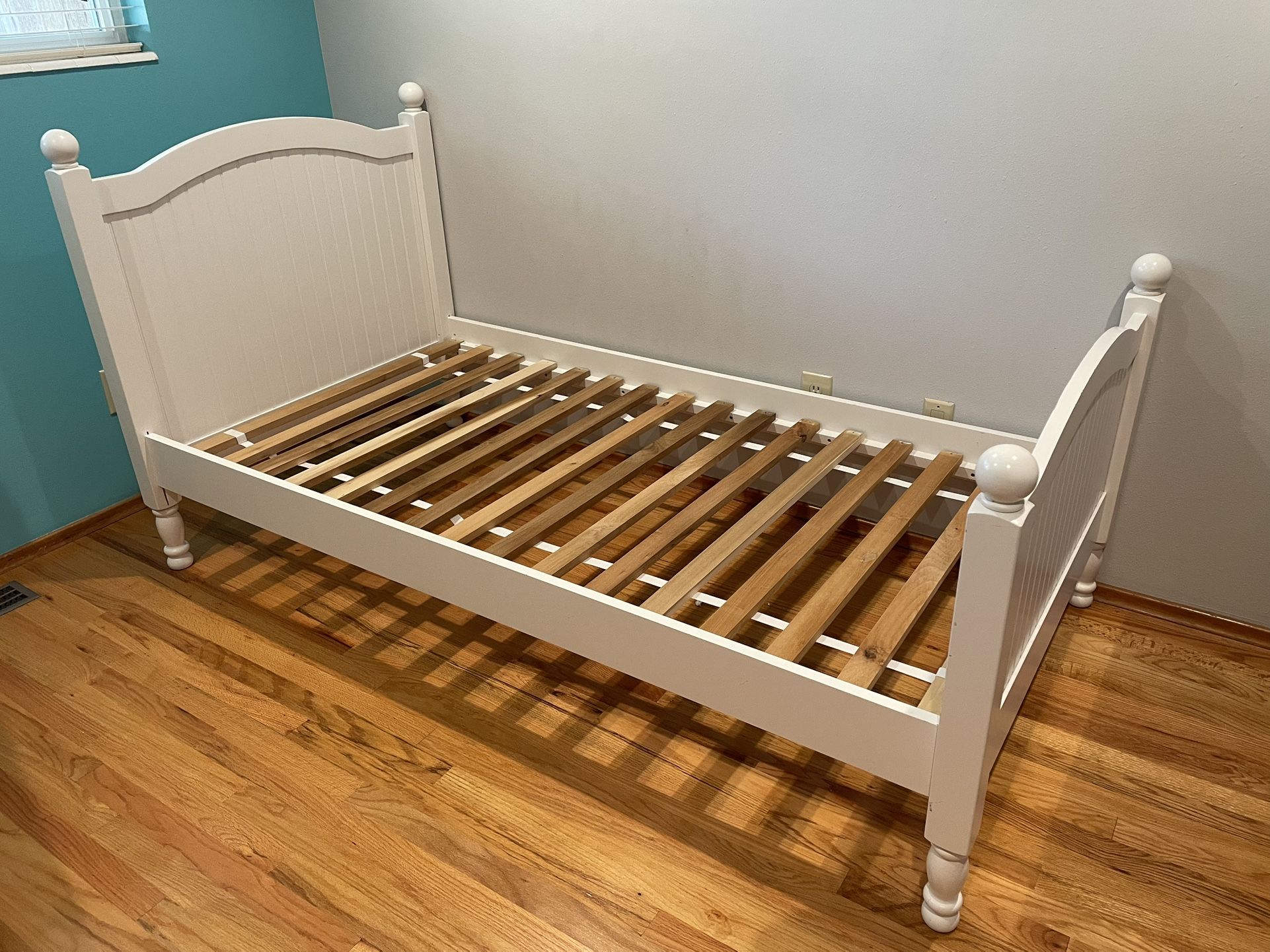 Pottery Barn Catalina Twin Bed