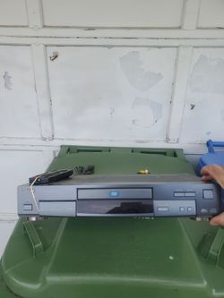 Toshiba DVD player with remote