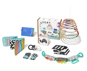 Lovevery The Looker Play Kit 0-12 weeks (New in Box NIB)