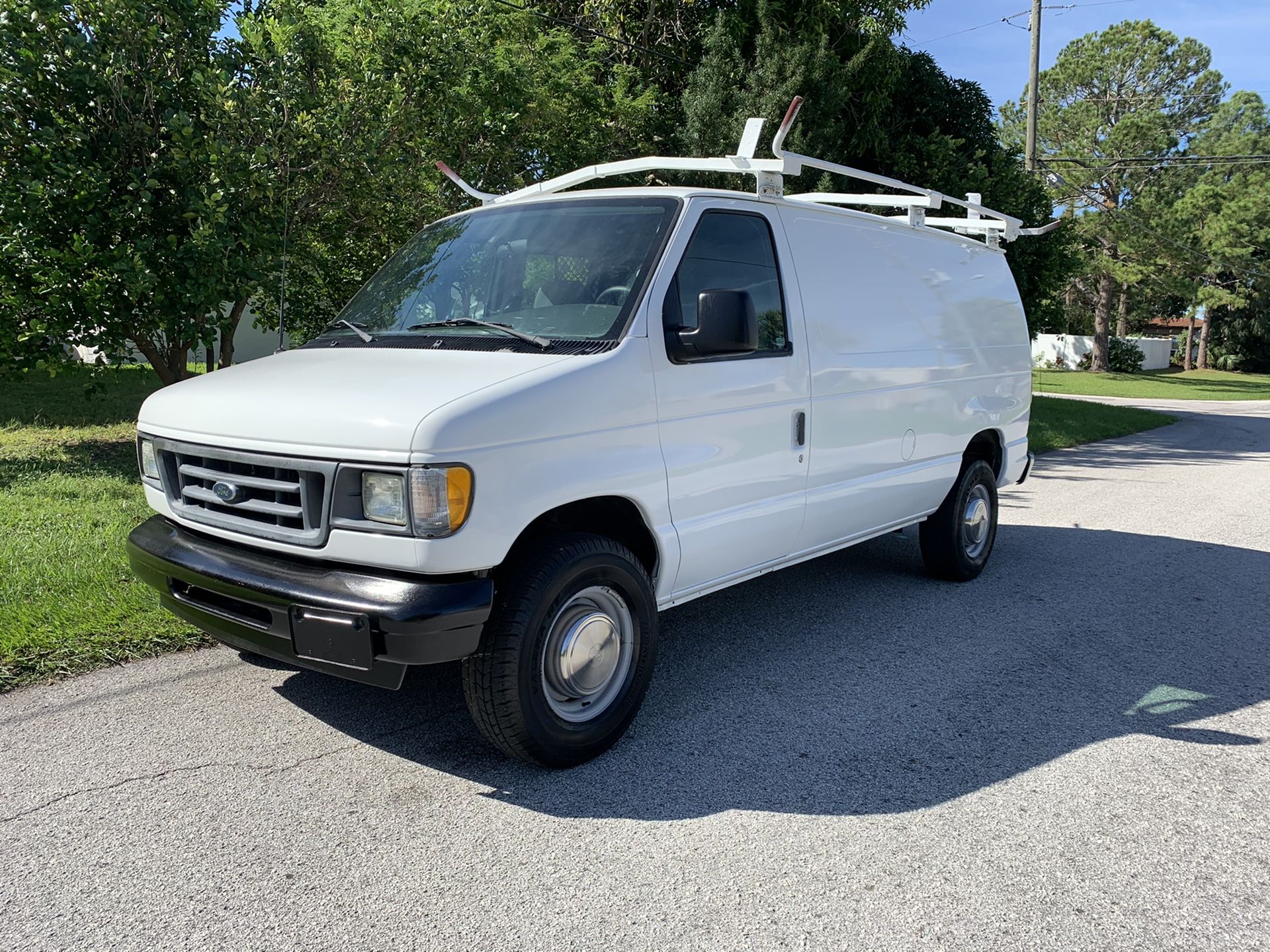 2003 ford e250 cargo van 33,000 miles fully equipped