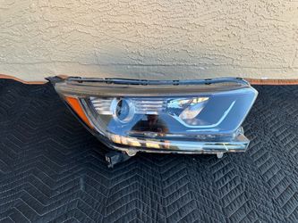 Honda CR-V Headlight 2017-2022, Hokda CRV Headlamp with Projector and LED DLR, OEM ORIGINAL HONDA PART, passenger side