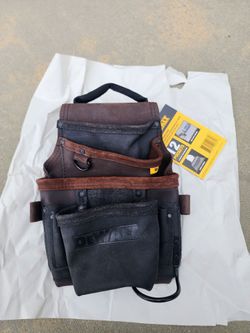 Dewalt Thick Leather Tool belt 12 pockets, 2 Slide sleeves 55 Inch Long, hammer hook (New)