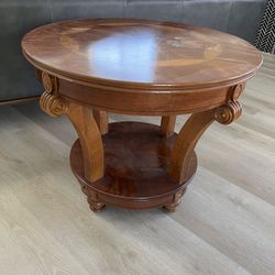 End Table / Side Table