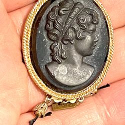Black Glass Mourning Cameo Clasp