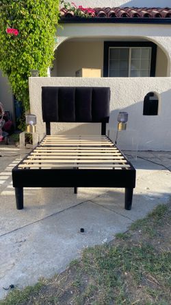 Twin bed set, frame two lamps two clear nightstand beautiful set easy to assemble five pieces set good condition clean everything included