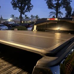 Truck Bed Cover 