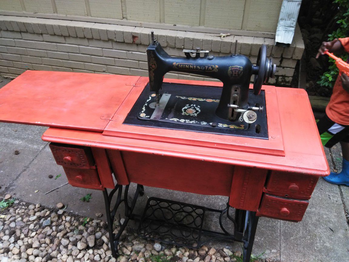 Minnesota antique sewing machine