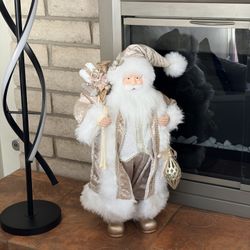 1’6 FT Santa Statue 