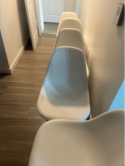 Dining chairs (6)