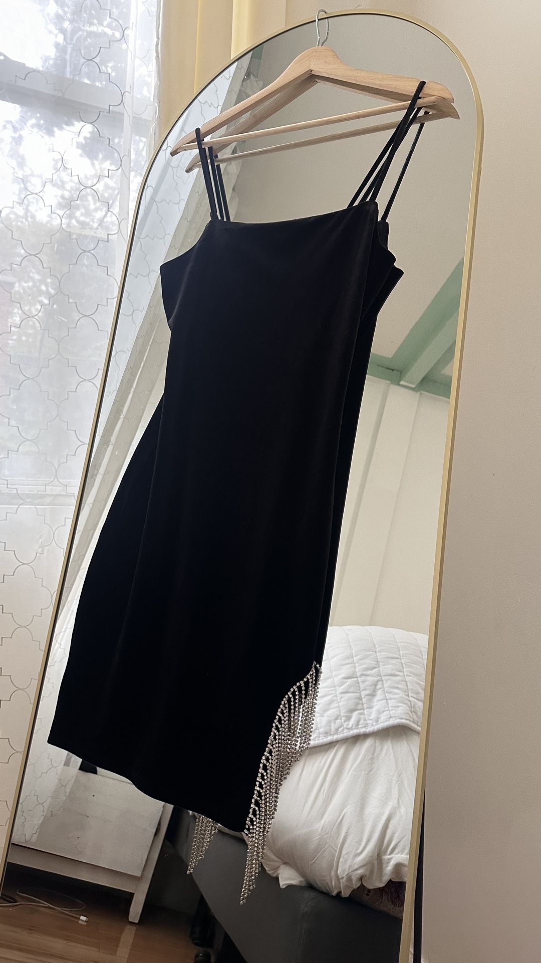 Elegant Black Velvet Dress