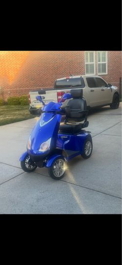 Heavy Duty Mobility Scooter and Carrying Ramp