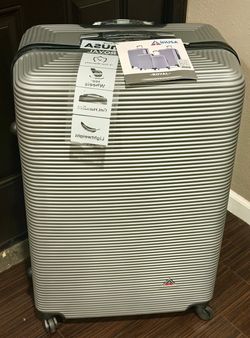 NEW InUSA Royal 32" Hardside Suitcase, 4-Wheeled Spinner, Silver (IUROY00XL-SIL)