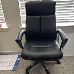 Stand up adjustable desk plus monitors