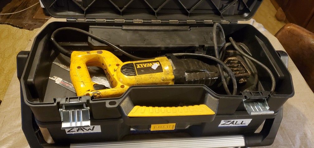 Dewalt Saws All With Large Plastic Case