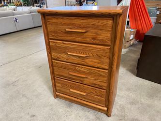 DIXIE 4 Drawer Chest Style Dresser with Edge Grain Drawer Fronts and Curled Finger Pulls