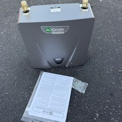 A.O. Smith Signature Series 240-Volt 28-KW 5.5-GPM Tankless Electric Water Heater