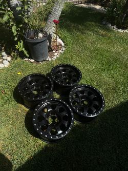 Race line 17inch wheels 17x9