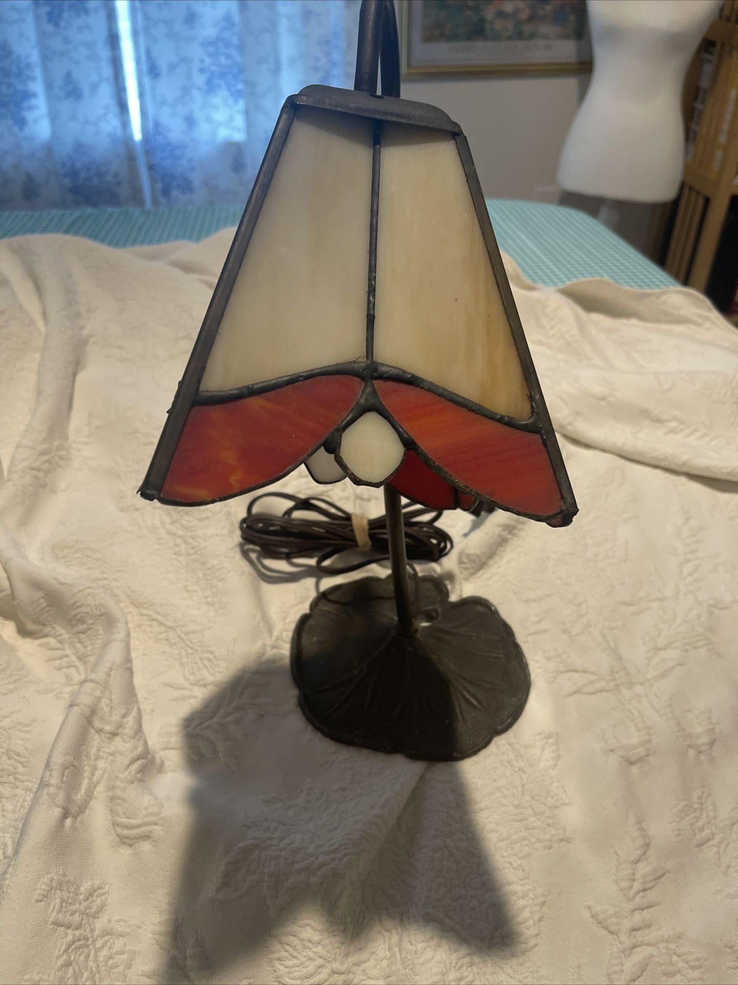 Vintage Small Table Top Lamp With Stained Glass Shade