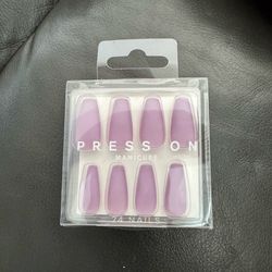 Press on nails
