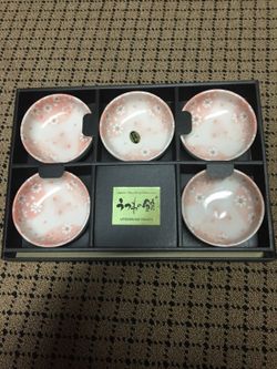 Set of 5 Japanese ceramic bowls