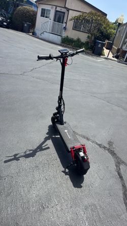 ISINWHEEL SCOOTER