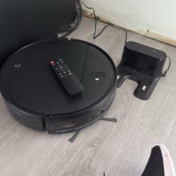 Robot Vacuum / Mop
